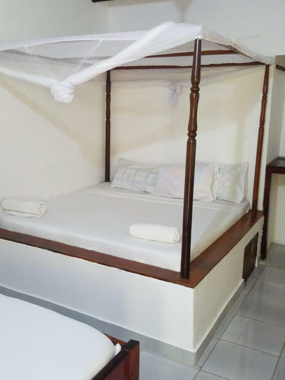 Baraka Aquarium Bungalows 南威 外观 照片